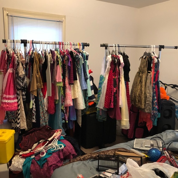 Girls clothes - Picture 2 of 2